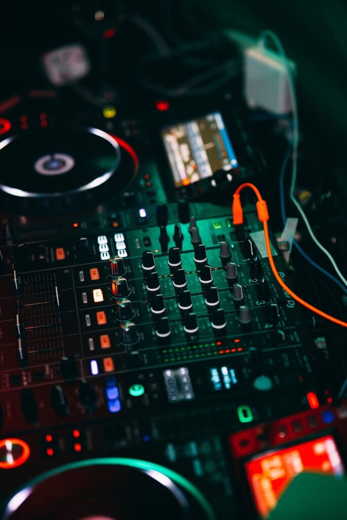 dj, mixer, dj mixer